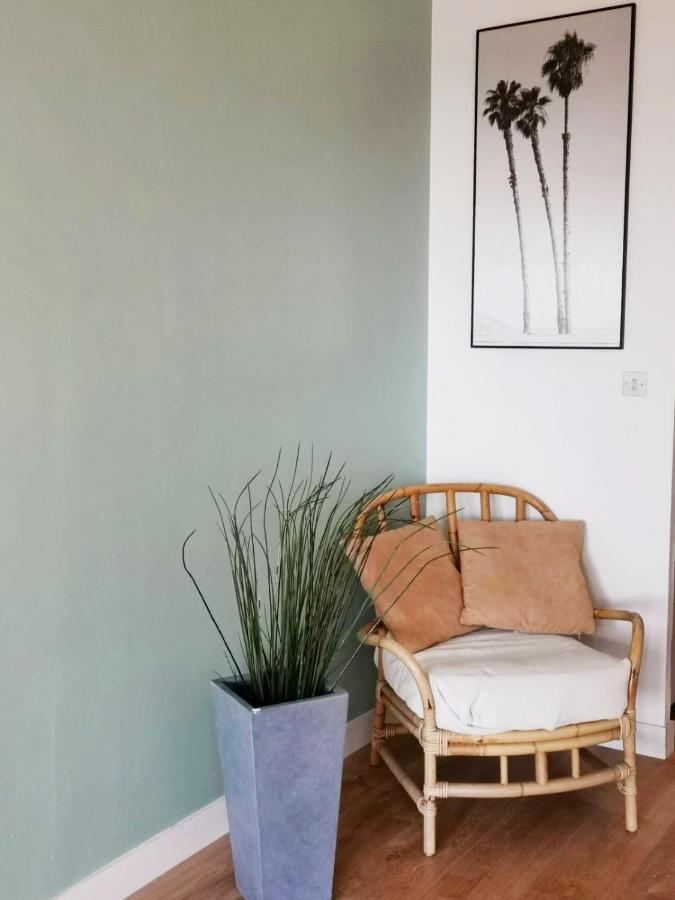 "Les Palmiers" Studio Spacieux Vue Mer Terrasse & Parking Сен Сир сюр Мер Екстериор снимка