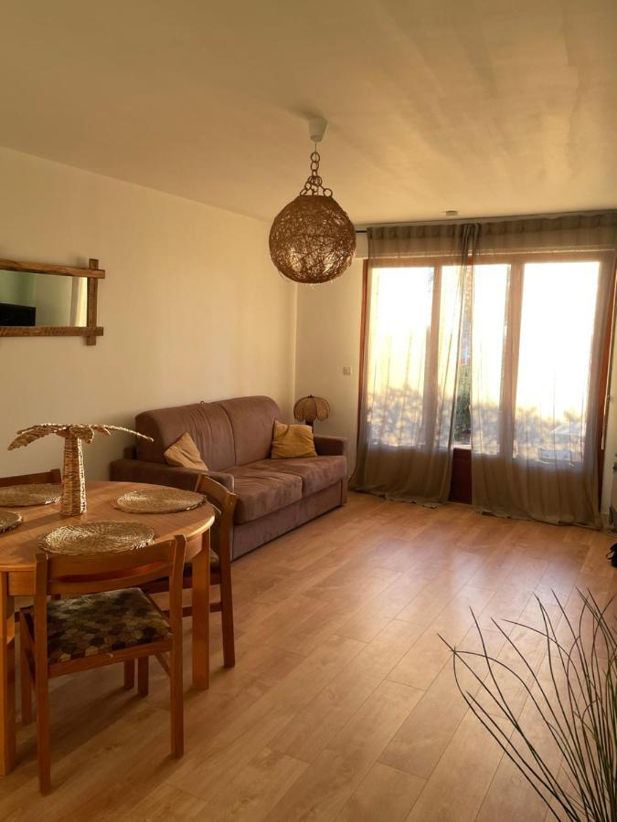 "Les Palmiers" Studio Spacieux Vue Mer Terrasse & Parking Сен Сир сюр Мер Екстериор снимка