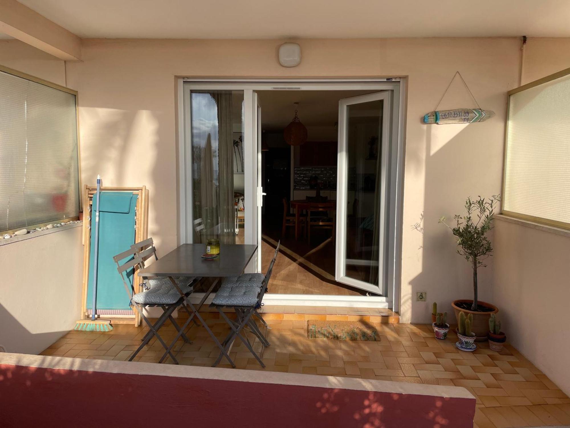 "Les Palmiers" Studio Spacieux Vue Mer Terrasse & Parking Сен Сир сюр Мер Екстериор снимка